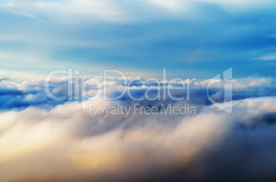 Horizontal vibrant blank empty dramatic cloudscape success backg