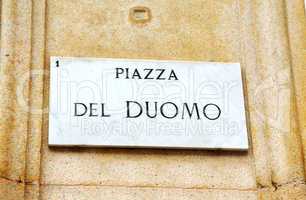 Piazza Duomo sign in Milan
