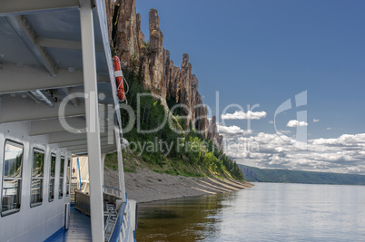 Arrival of a tourist boat to Lena Pillars Park