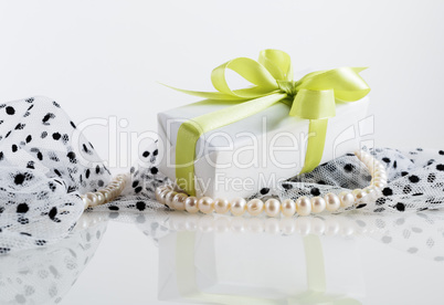 Gift box and pearls