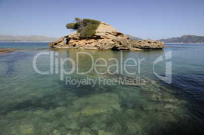 Kleine Insel an der Victoria-Halbinsel (Mallorca)