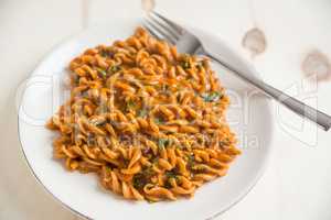 Pasta in Tomaten Spinat Sauce