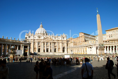 Petersplatz und Petersdom Vatikan