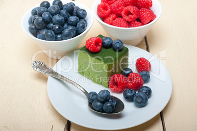 green tea matcha mousse cake with berries