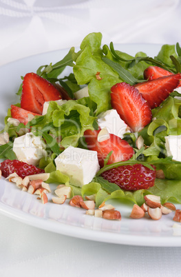 Salad with strawberries