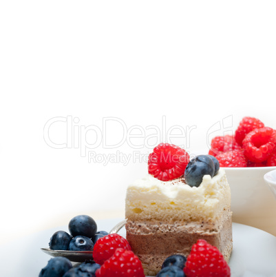 fresh raspberry and blueberry cake