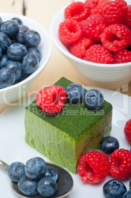 green tea matcha mousse cake with berries