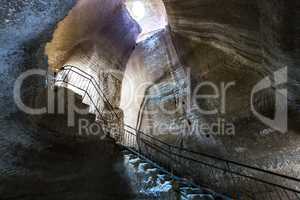 Cave ar Bet Guvrin national park