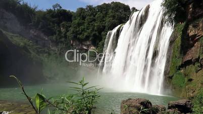 Huangguoshu Waterfall (Yellow-Fruit Tree Waterfalls)