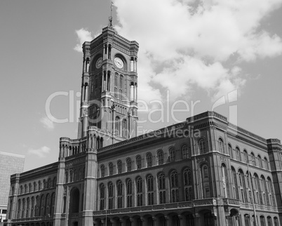 Rotes Rathaus in Berlin in black and white