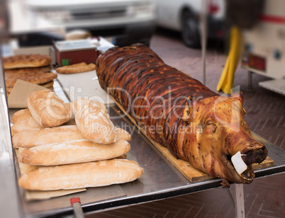 roast suckling pig