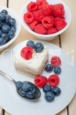 fresh raspberry and blueberry cake fresh raspberry and blueberry cake
