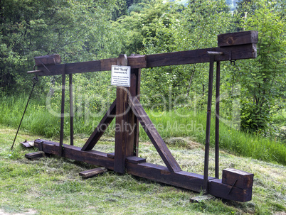 old-fashioned oil pump