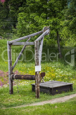 old-fashioned oil pump