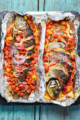 Baked fish with vegetables