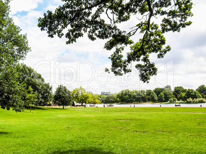 Serpentine lake, London HDR