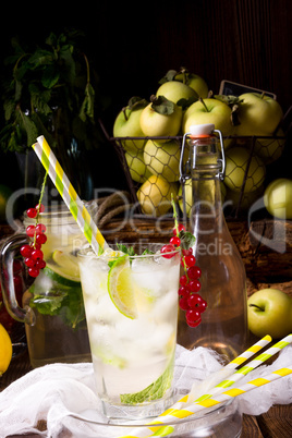 Apple currant soda with lime