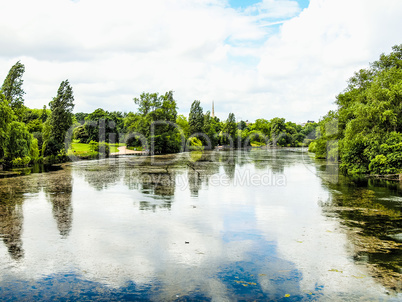 Serpentine lake, London HDR