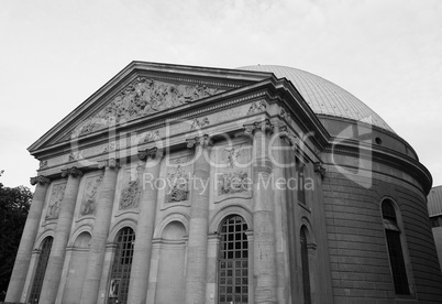 St Hedwigs cathedrale in Berlin in black and white