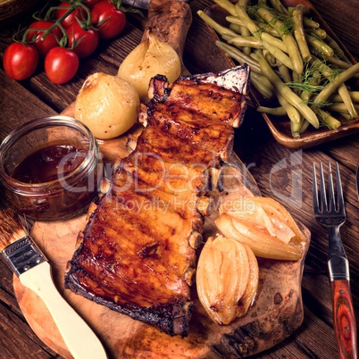 Crisp grilled ribs