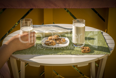 Dessert and milk on table