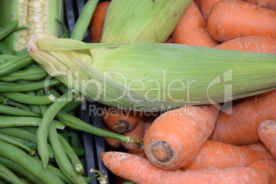 Mais, Karotten und Bohnen