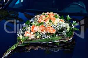 Floral decoration of a wedding car