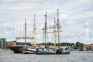 Segelschiffe auf der Warnow während der Hanse Sail