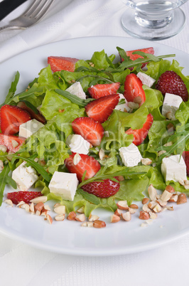 Salad with strawberries