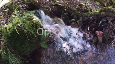 Kleiner Wasserfall