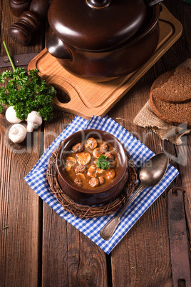 True North German mock turtle soup with mushrooms