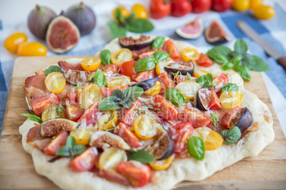 Tomaten Pizza