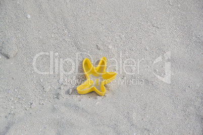 Spielzeug am Strand