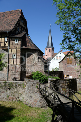 Burg und Kirche in Michelstadt