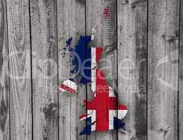 Karte und Fahne von Großbritannien auf Holz,