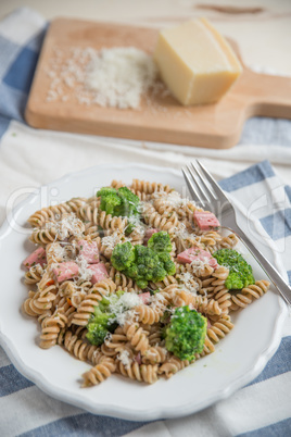 Vollkornpasta mit Brokkoli