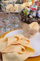 decorate the Easter table