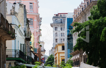 Havanna Kuba Seitenstraße mit alte Gebäude