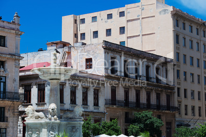 Havanna Kuba Seitenstraße mit alte Gebäude