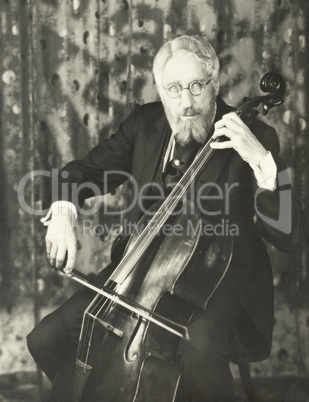 Double bassist