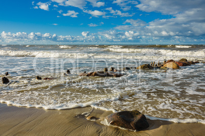 Die Ostseeküste an einem stürmischen Tag