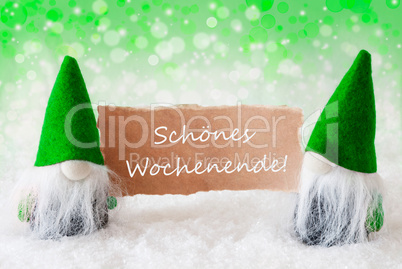 Green Natural Gnomes With Card, Schoenes Wochenende Means Happy