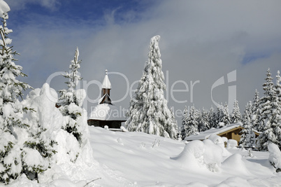 Kapelle in Hochkrimml im Winter