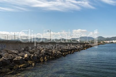 Brücke am Meer