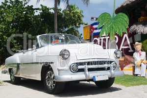 amerikanische Oldtimer in Havanna auf Kuba