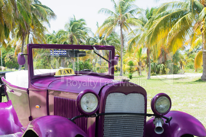 amerikanischer Oldtimer in Havanna auf Kuba