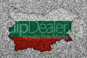 Karte und Fahne von Bulgarien auf Mohn