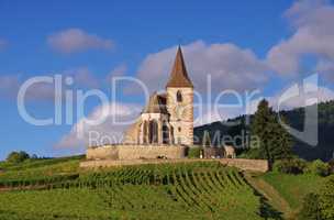 Hunawihr Wehrkirche im Elsass - Fortified church Hunawihr in Alsace