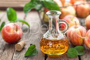 apple vinegar