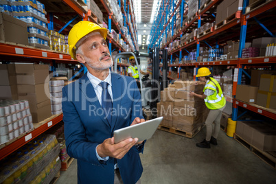 Warehouse manager using digital tablet